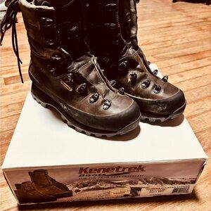 Kenetrek Extreme Mountain Boots